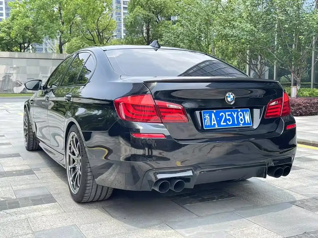 BMW M5 2014 — фото 6
