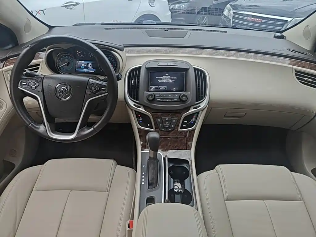 Buick LaCrosse 2016 — фото 10