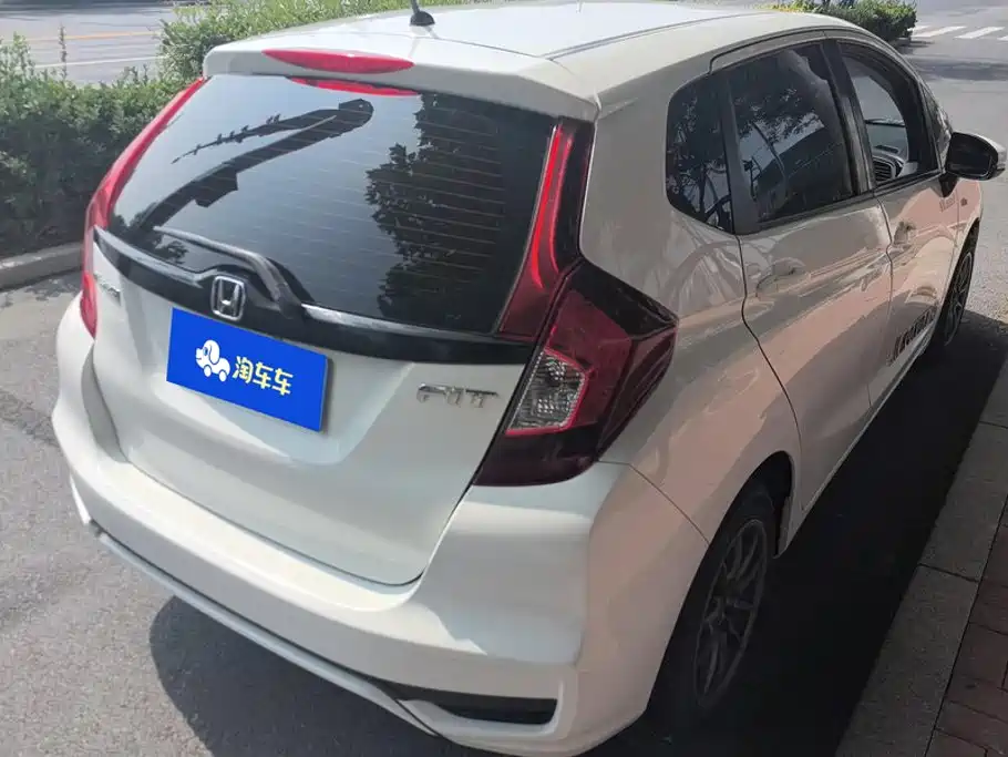 Honda Fit 2018