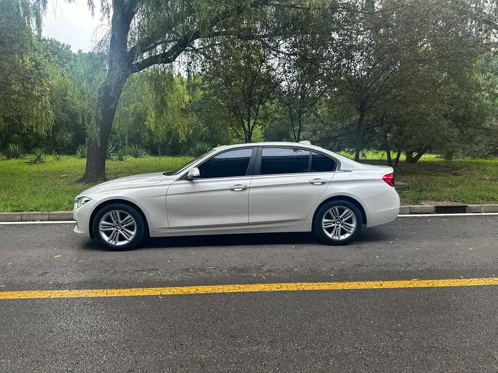 BMW 3 Series 2017