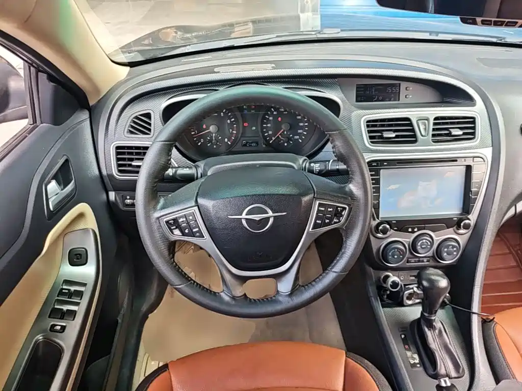 Haima Vanda Electric 2015 — фото 11