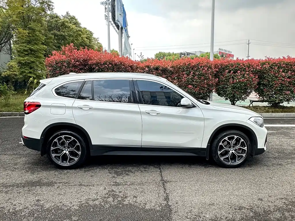 BMW X1 2020 — фото 5