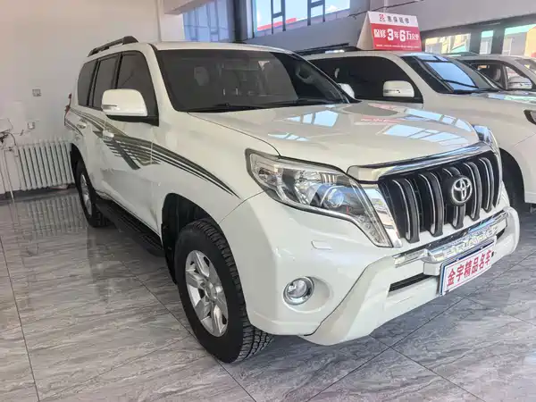 Toyota Prado 2016