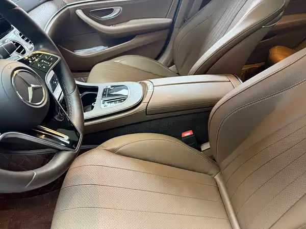 Mercedes-Benz E-Class 2023