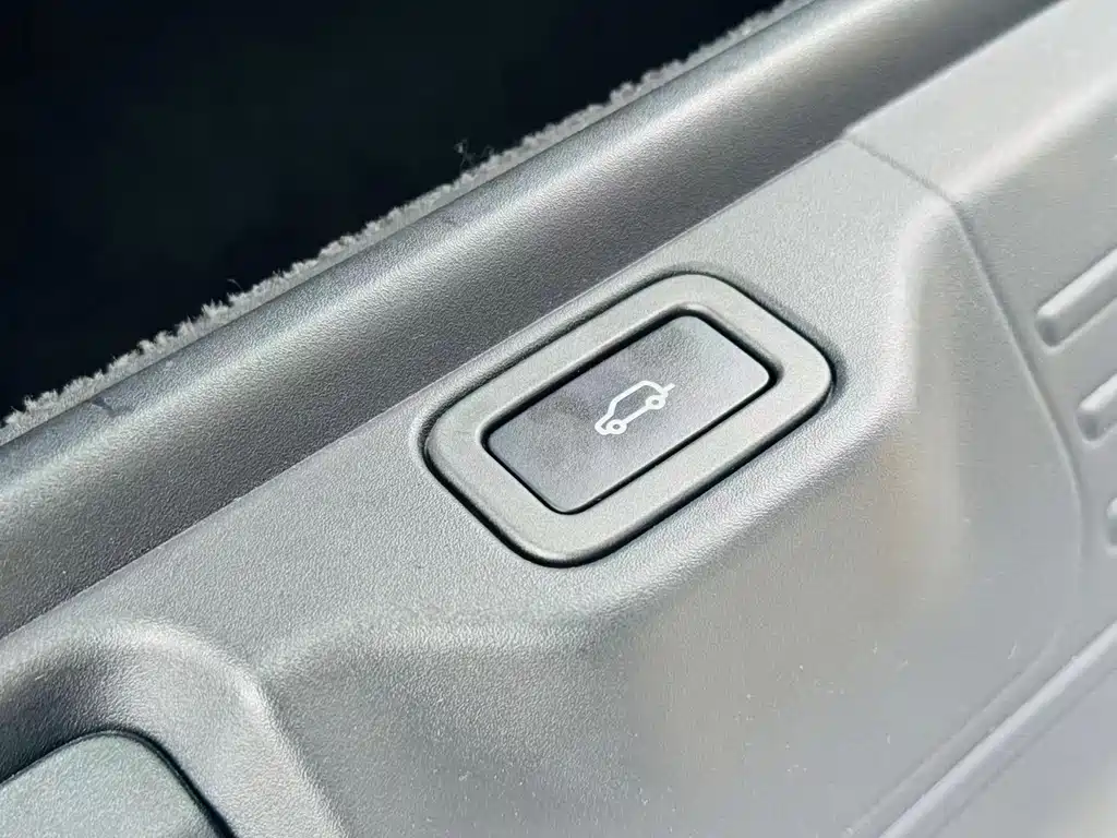 Land Rover Range Rover 2019 — фото 26