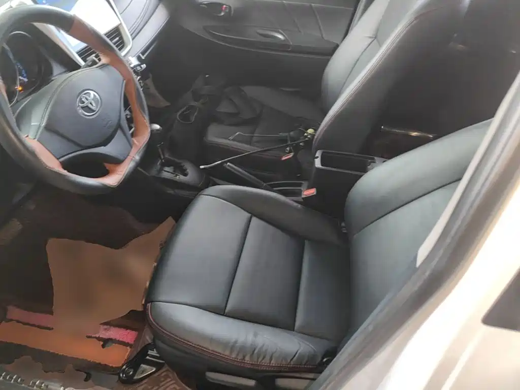 Toyota Yaris L 2018 — фото 15