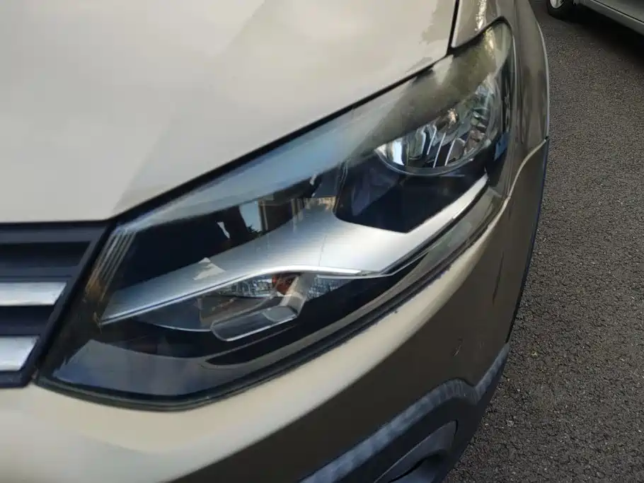 Volkswagen Polo 2015