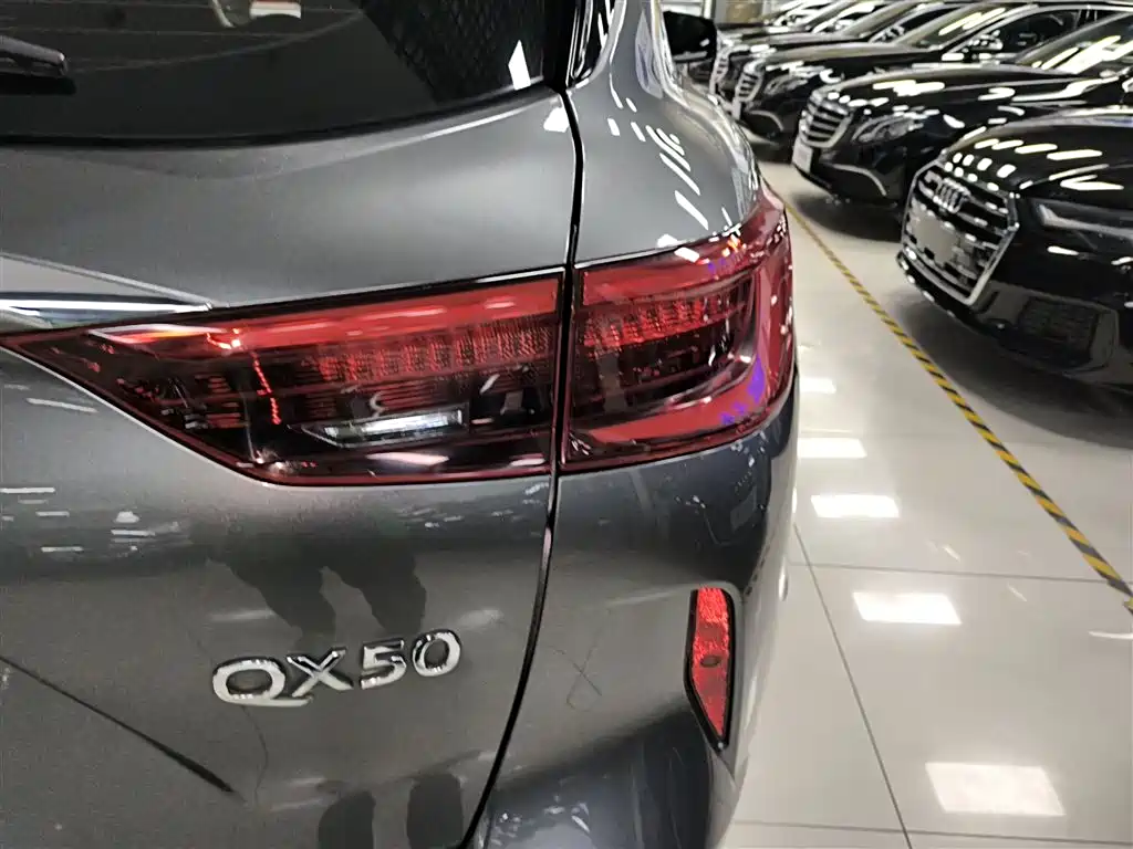 Infiniti QX50 2020 — фото 24