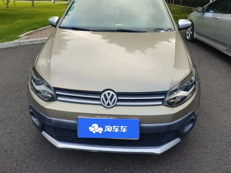 Volkswagen Polo 2015