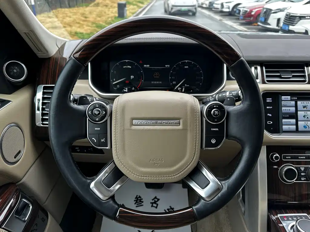 Land Rover Range Rover 2015 — фото 17