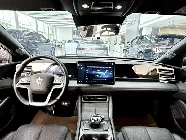 BYD Qin L 2025
