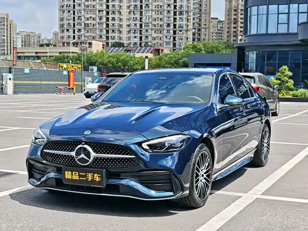 Mercedes-Benz C-Class 2025