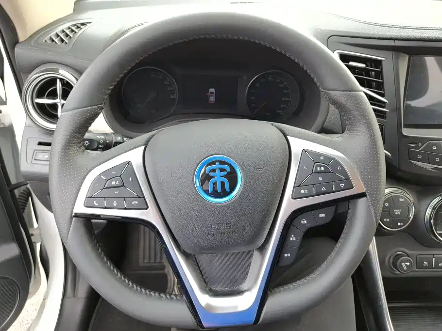 BYD Song New Energy 2018 — фото 15