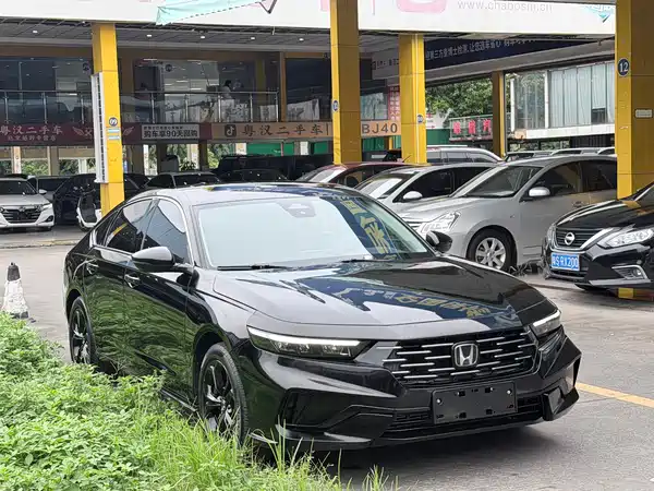 Honda Accord 2025