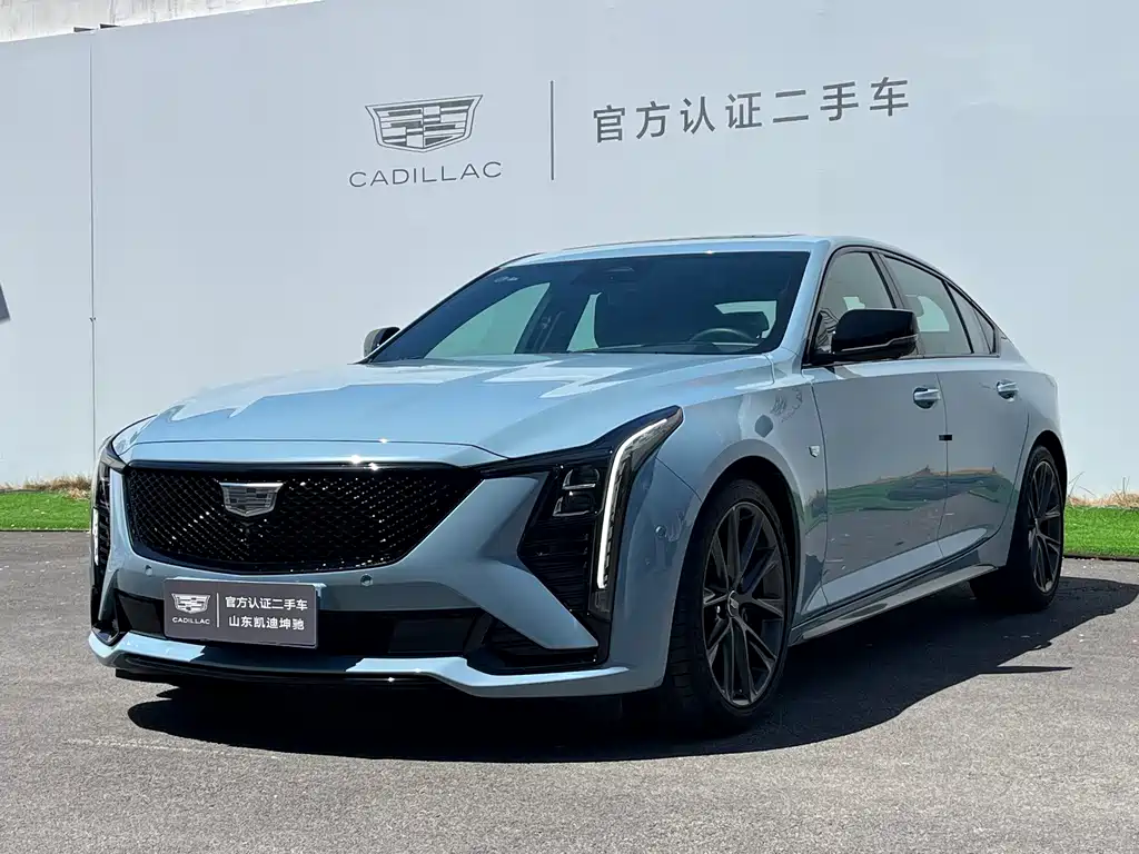 Cadillac CT5 2025 — фото 1