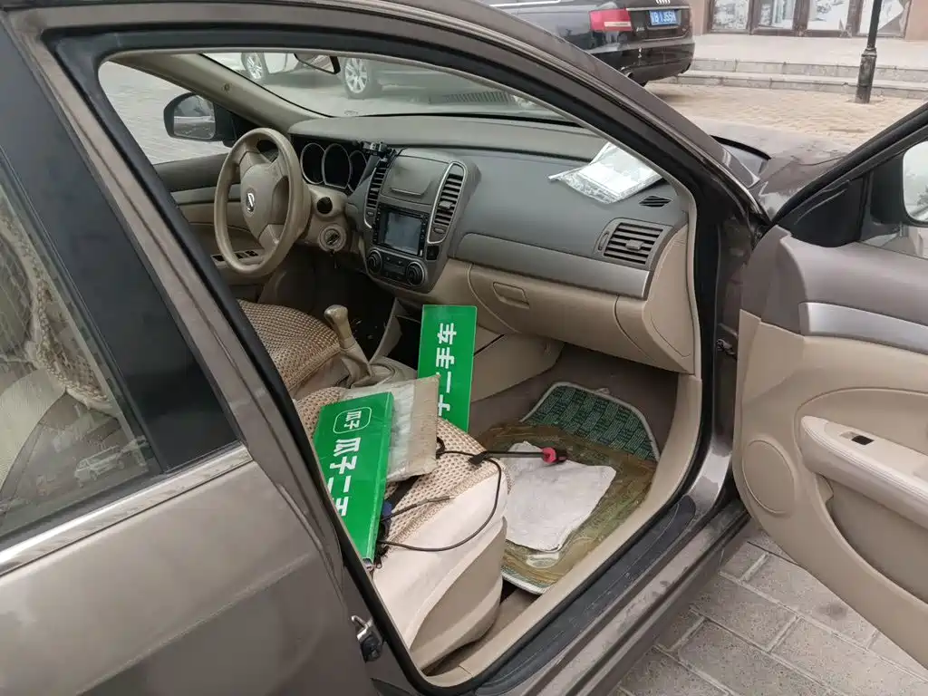 Nissan Sylphy 2015 — фото 22