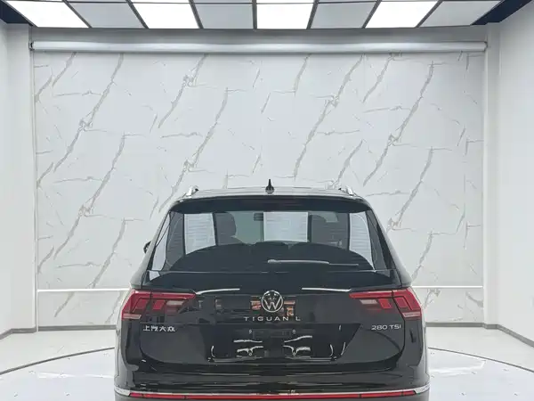 Volkswagen Tiguan L 2023
