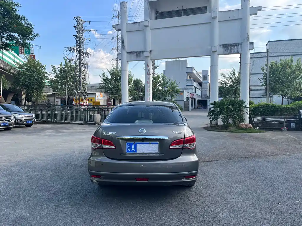 Nissan Sylphy 2012
