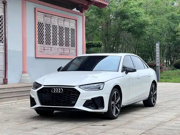 Audi A4L 2025