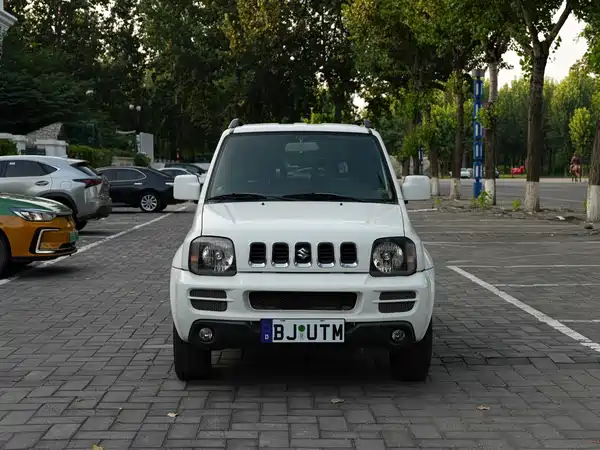 Suzuki Jimny 2012