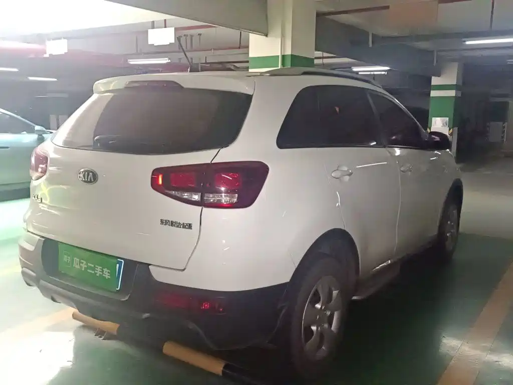 Kia KX3 2016 — фото 4
