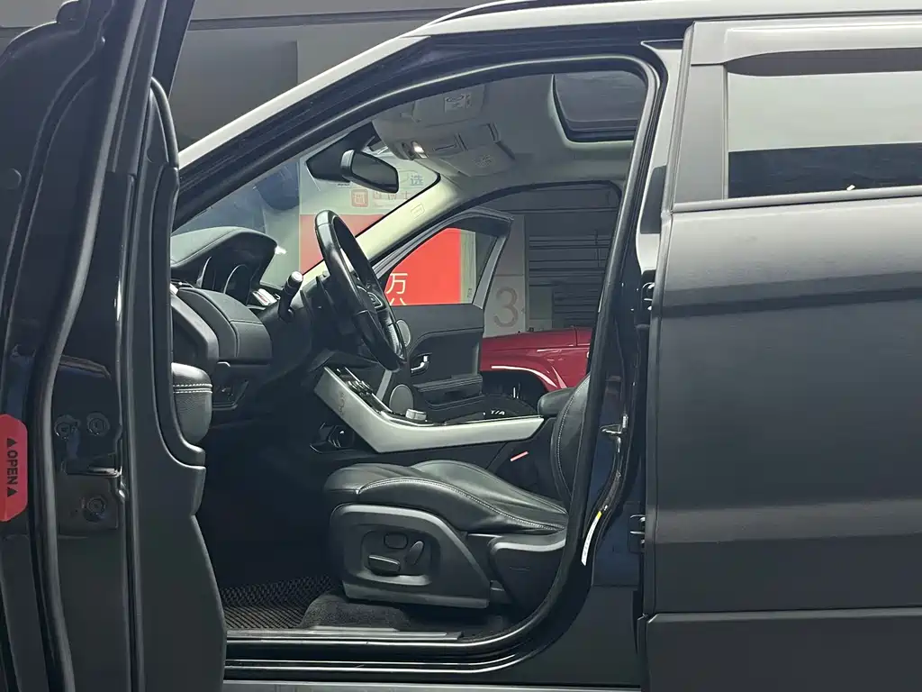 Land Rover Range Rover Evoque 2015 — фото 14
