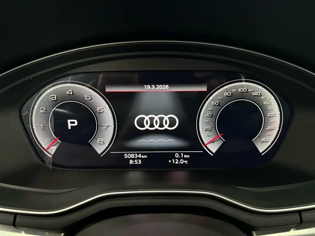 Audi A4L 2021 — фото 13