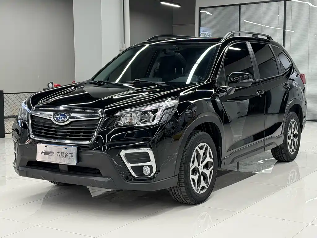 Subaru Forester 2021 — фото 2