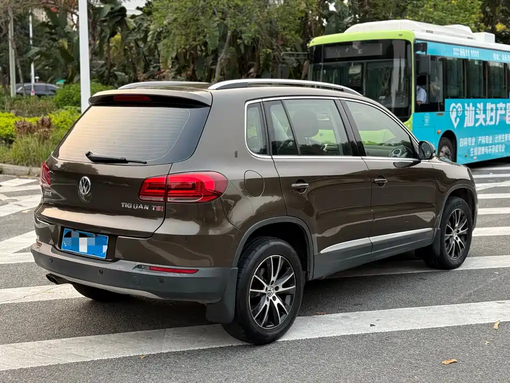 Volkswagen Tiguan 2015 — фото 9