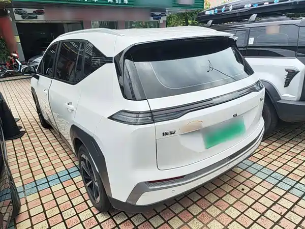 Aion Y 2025