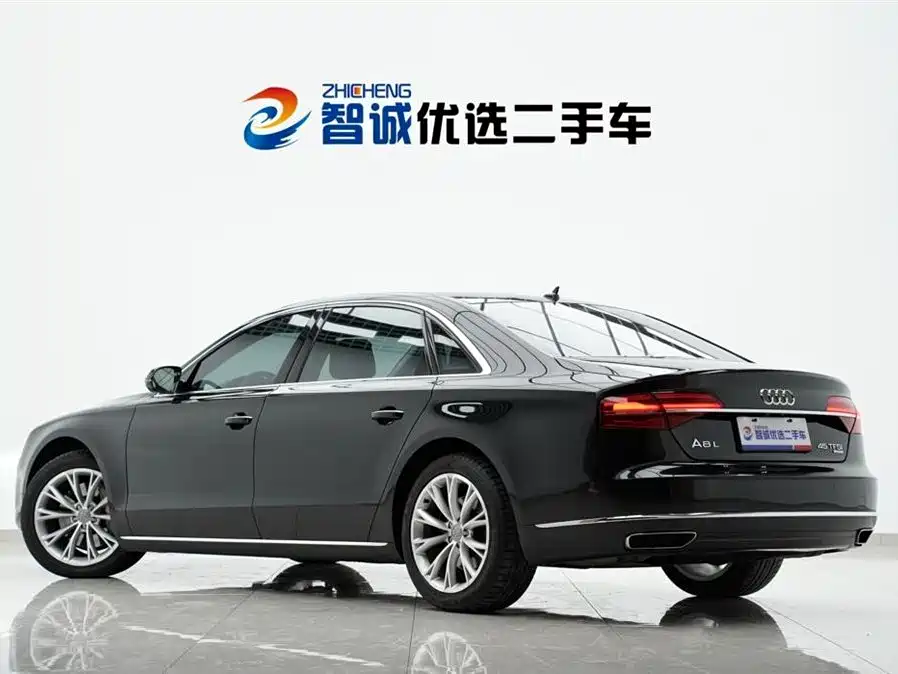 Audi A8 2016 — фото 6