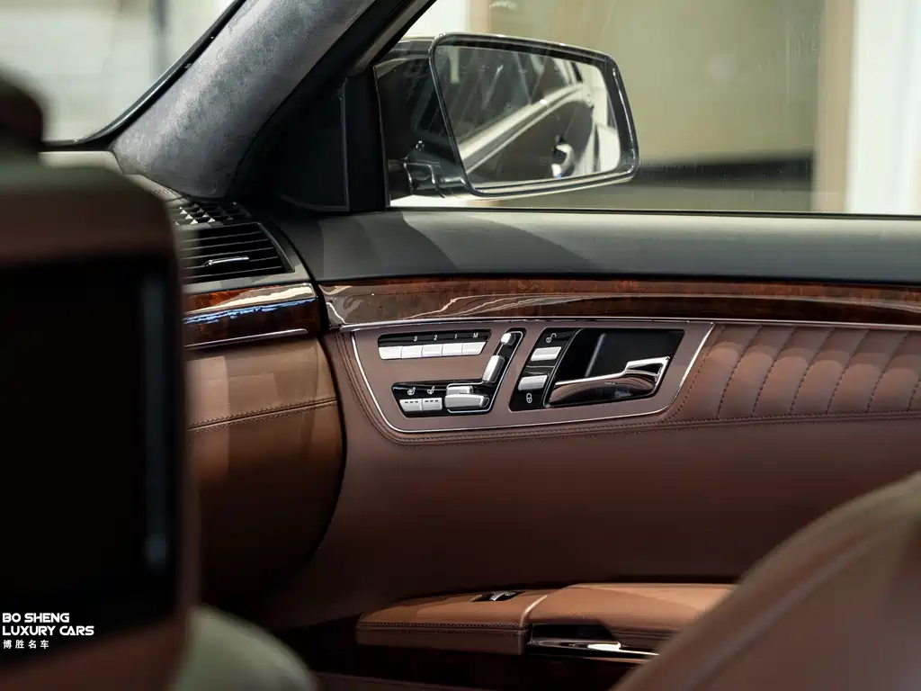 Mercedes-Benz S-Class 2011 — фото 34