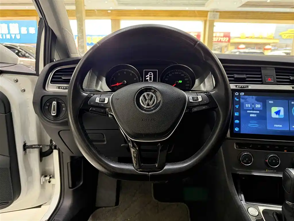 Volkswagen Golf 2016 — фото 14