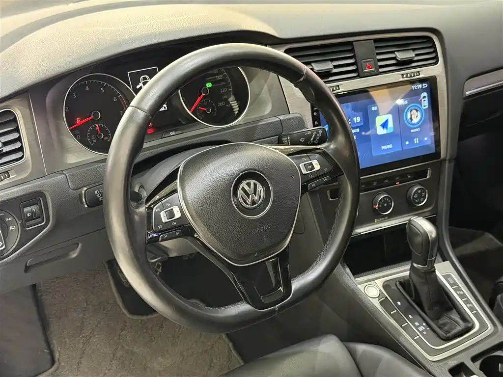 Volkswagen Golf 2016 — фото 15