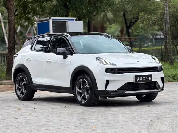 Lynk & Co 06 2022