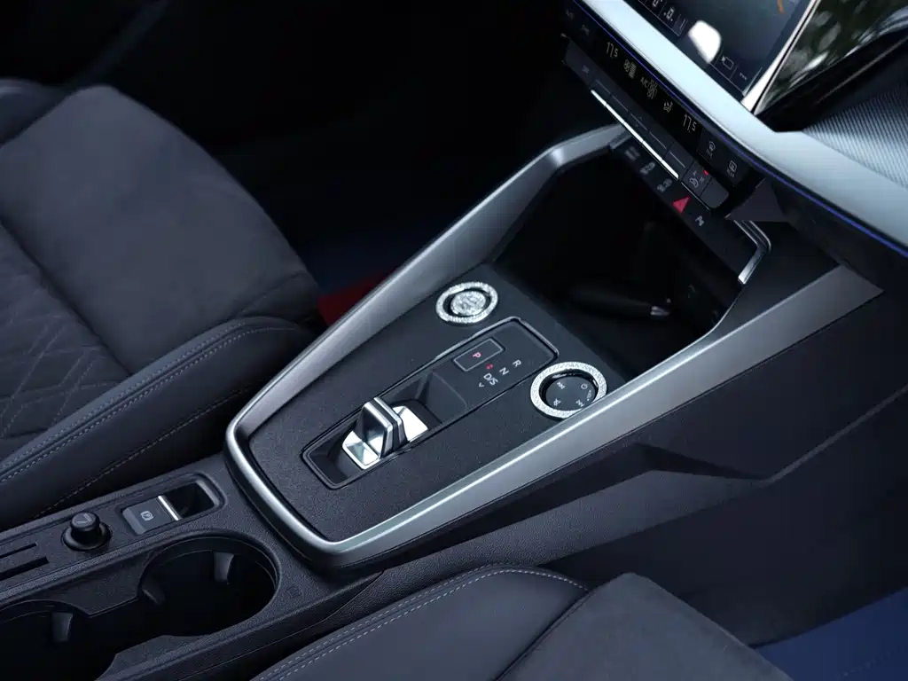 Audi A3 2022 — фото 14