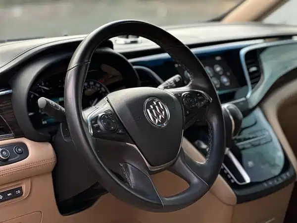 Buick GL8 2017