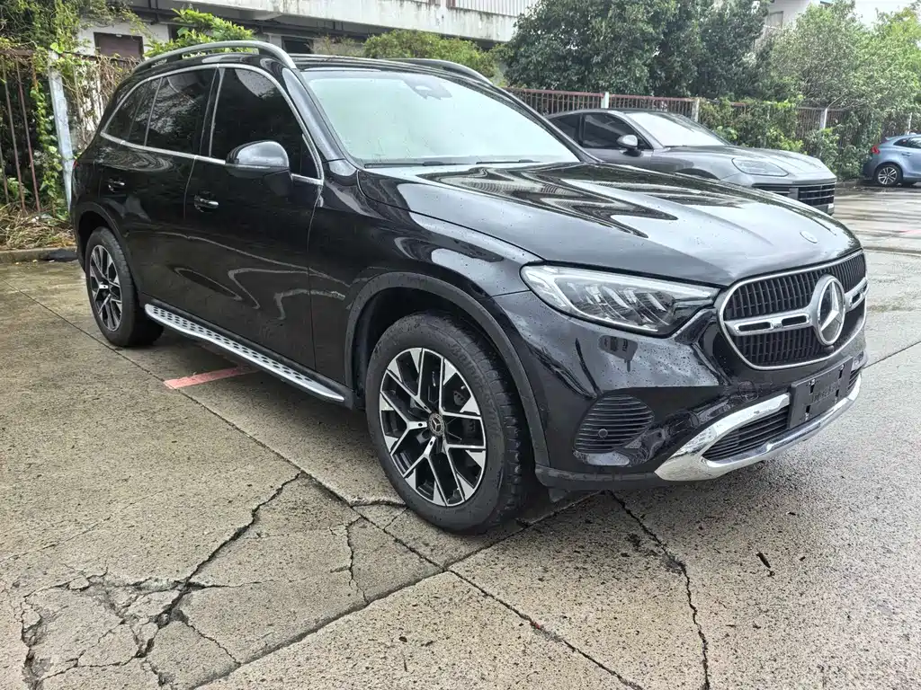 Mercedes-Benz GLC 2024