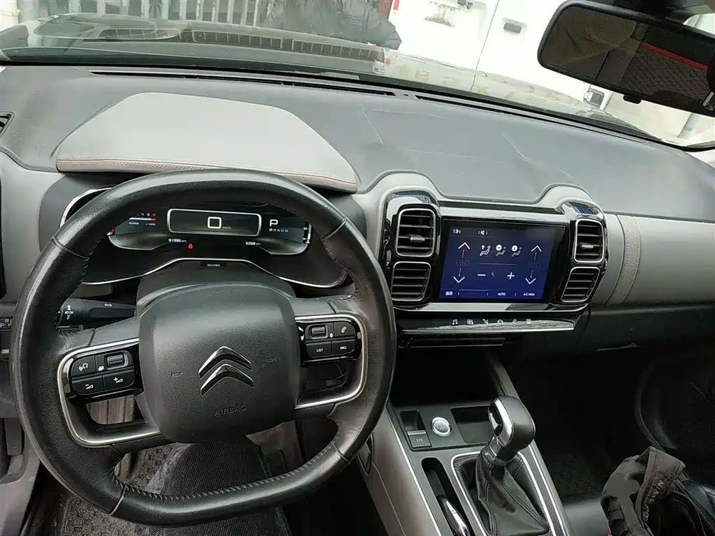 Citroen C5 AIRCROSS 2018 — фото 10