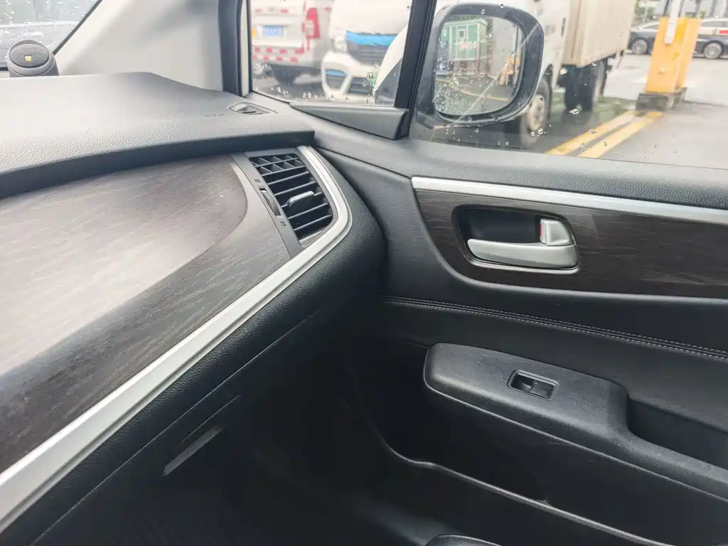 Honda Jade 2015 — фото 12