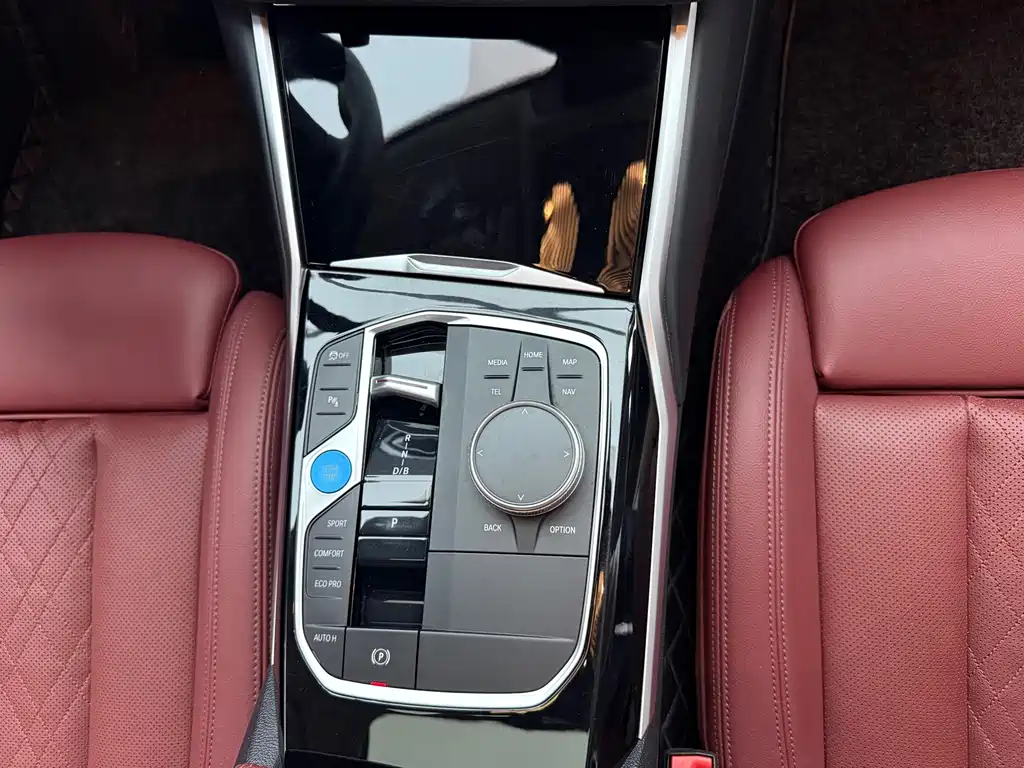 BMW i3 2023 — фото 11