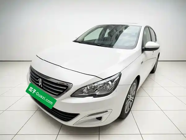 Peugeot 408 2016
