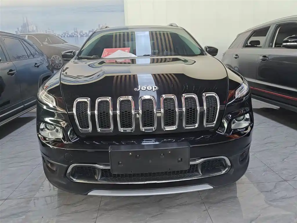 Jeep Cherokee 2020 — фото 3