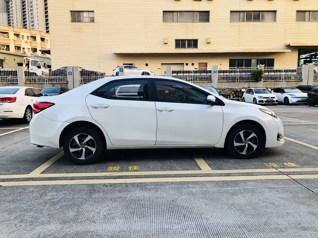 Toyota Levin 2018 — фото 8