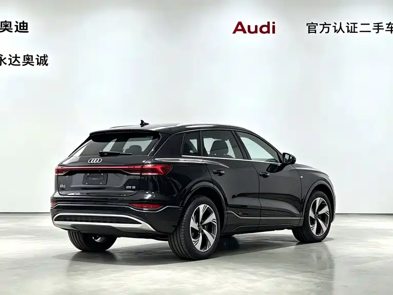 Audi Q6L E-Tron 2025 — фото 2