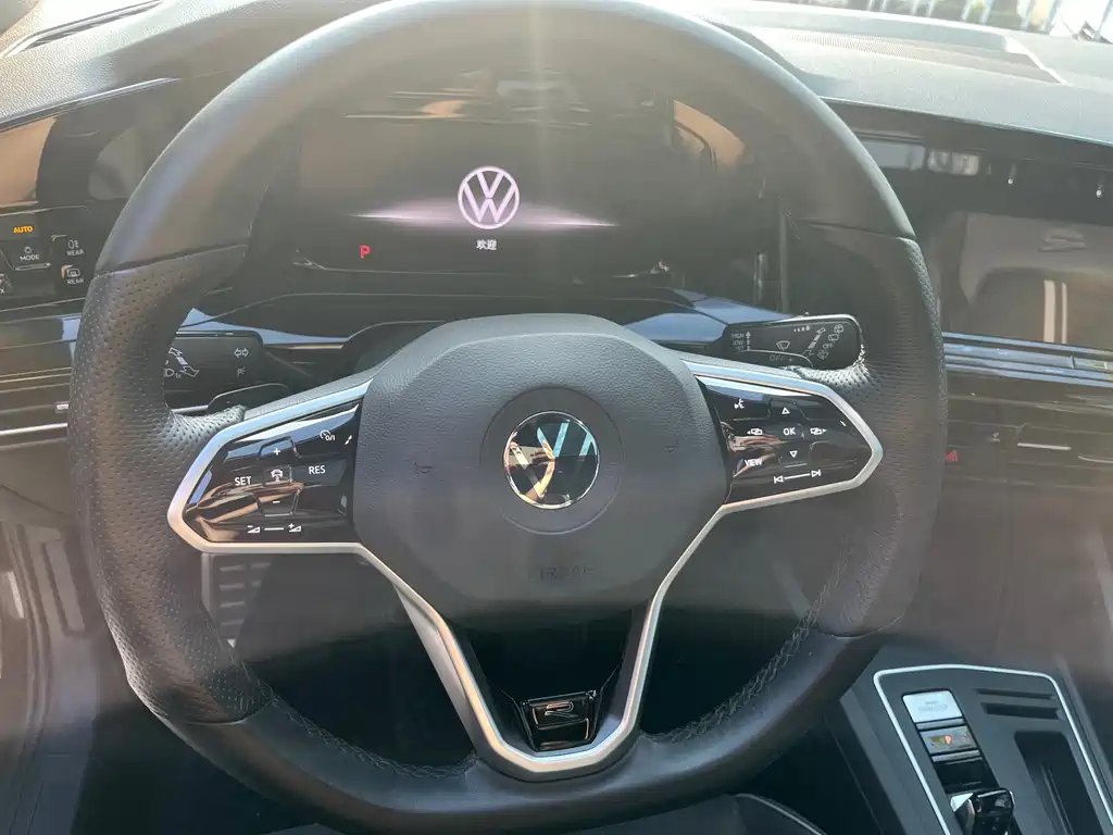 Volkswagen Golf 2022
