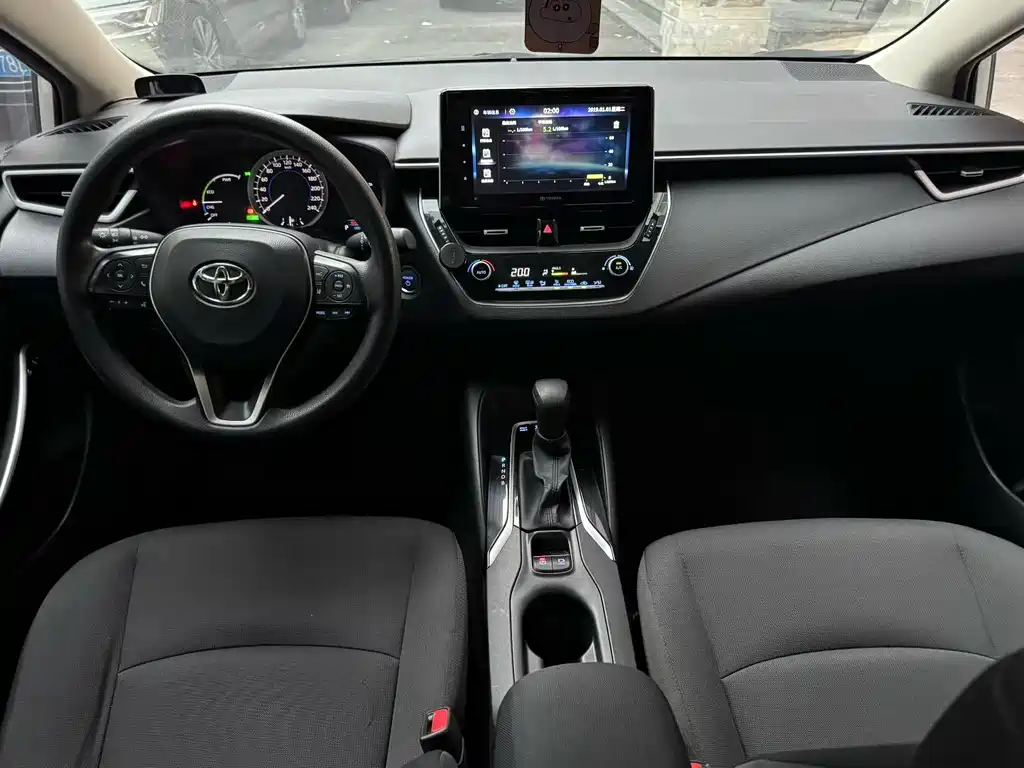Toyota Corolla 2020 — фото 9