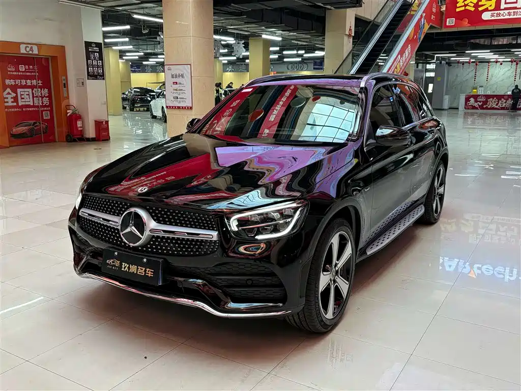 Mercedes-Benz GLC 2022 — фото 1