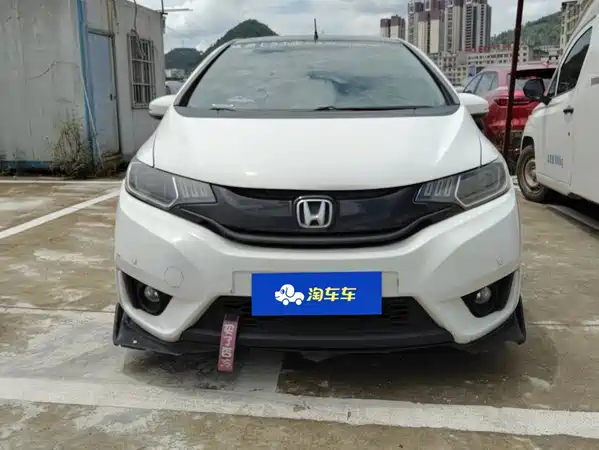 Honda Fit 2015