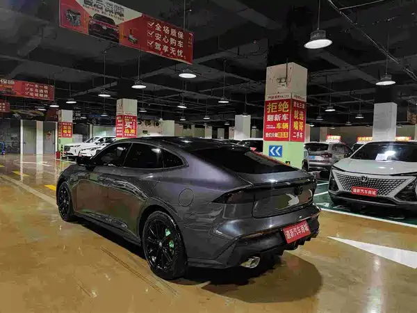 Changan UNI-V 2025